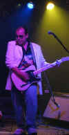 george shades.jpg (59367 bytes)